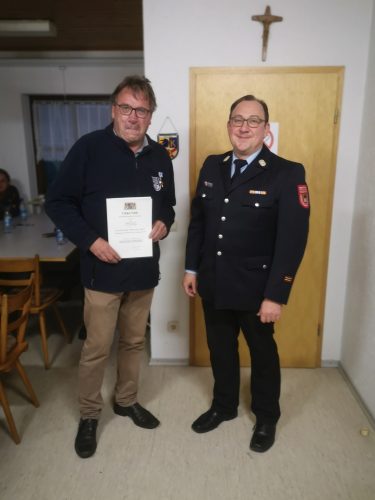 Markus Graser wurde zu seiner 40 jährigen Dienstzeit als aktives Feuerwehrmitglied geehrt